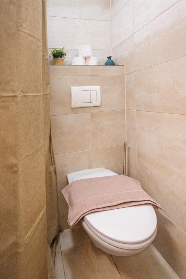 Cozy Market-Square Retreat Located In The Heart Of The 10Th District فيينا المظهر الخارجي الصورة